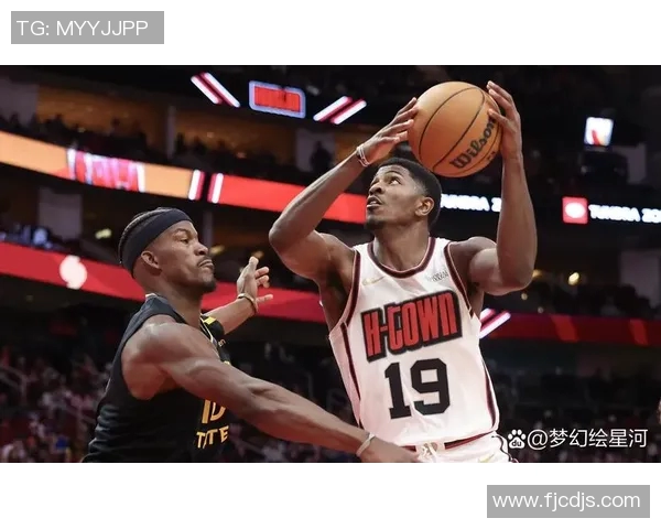 火箭队与灰熊队在线直播对决精彩瞬间回顾与分析