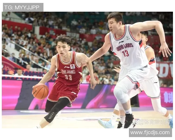 齐麟的崛起与挑战：探讨年轻球员在职业篮球中的成长之路